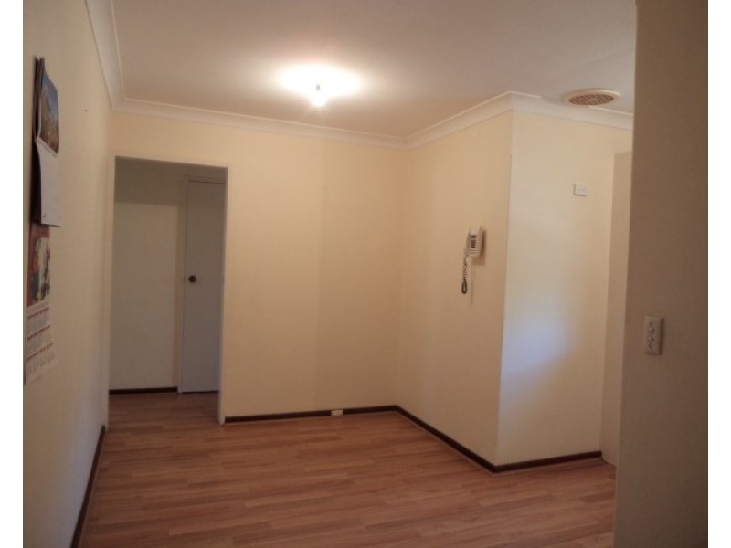 1 Hart Court, Wanneroo WA 6065