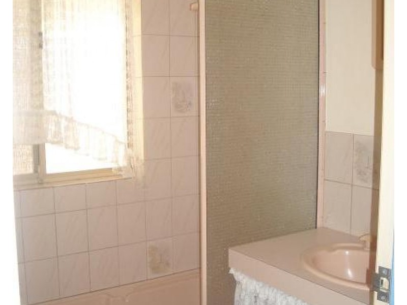 14 Werloo Court, Leda WA 6170