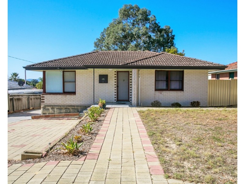 9 Woolgar Way, Lockridge WA 6054