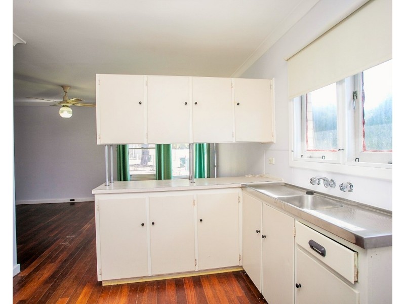 9 Woolgar Way, Lockridge WA 6054
