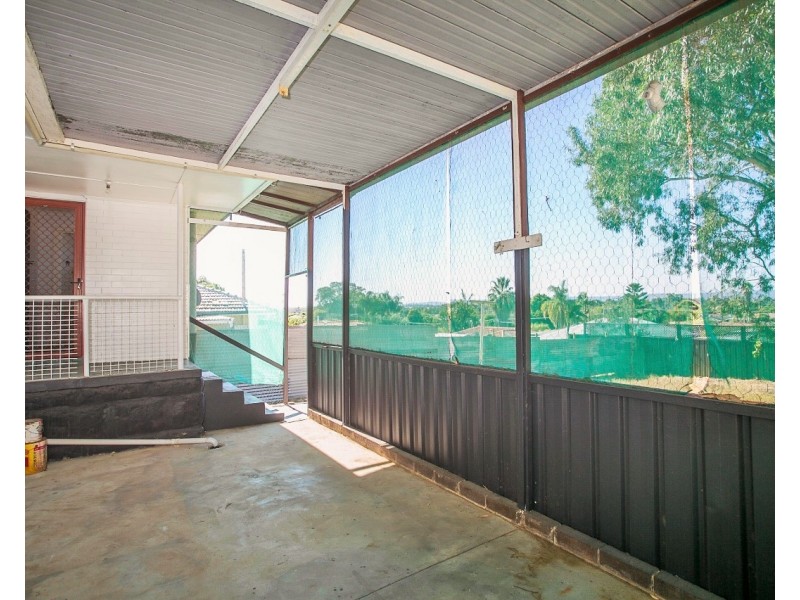 9 Woolgar Way, Lockridge WA 6054