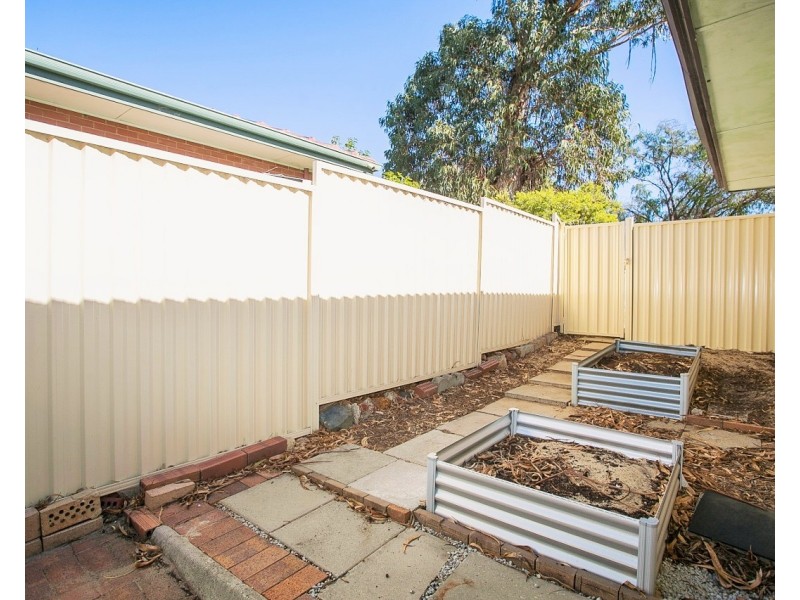 9 Woolgar Way, Lockridge WA 6054