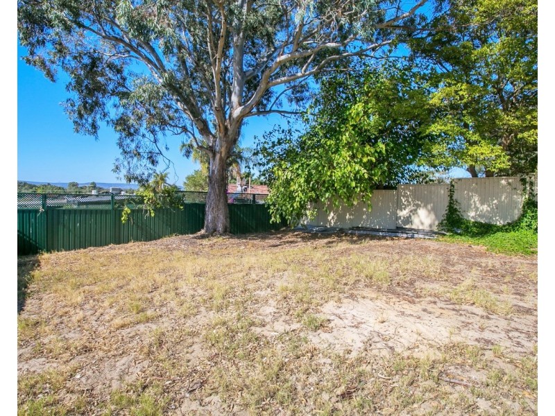 9 Woolgar Way, Lockridge WA 6054