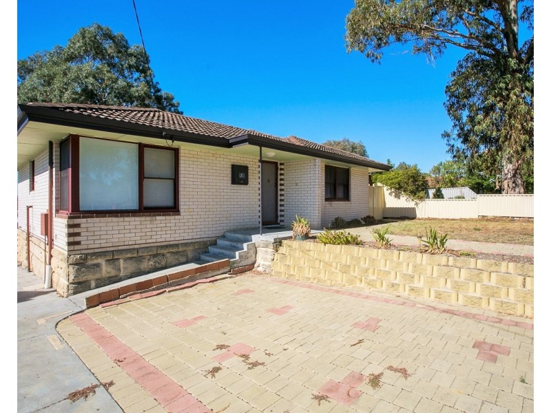 9 Woolgar Way, Lockridge WA 6054