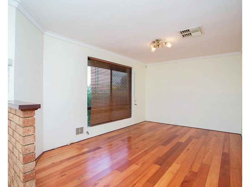 21 Amazon Drive, Beechboro WA 6063