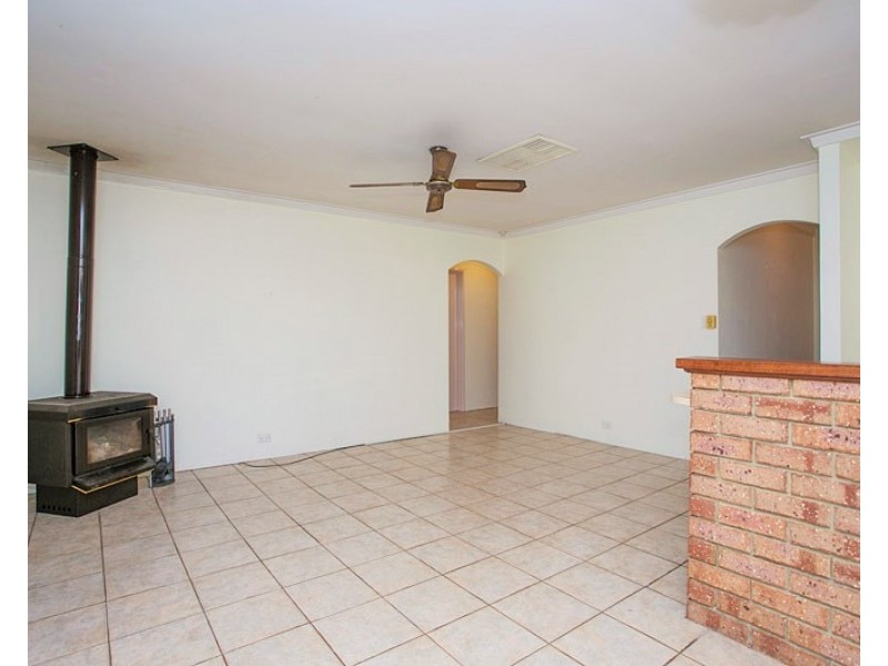 21 Amazon Drive, Beechboro WA 6063