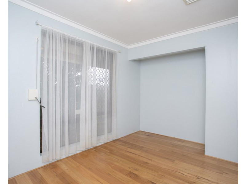 21 Amazon Drive, Beechboro WA 6063