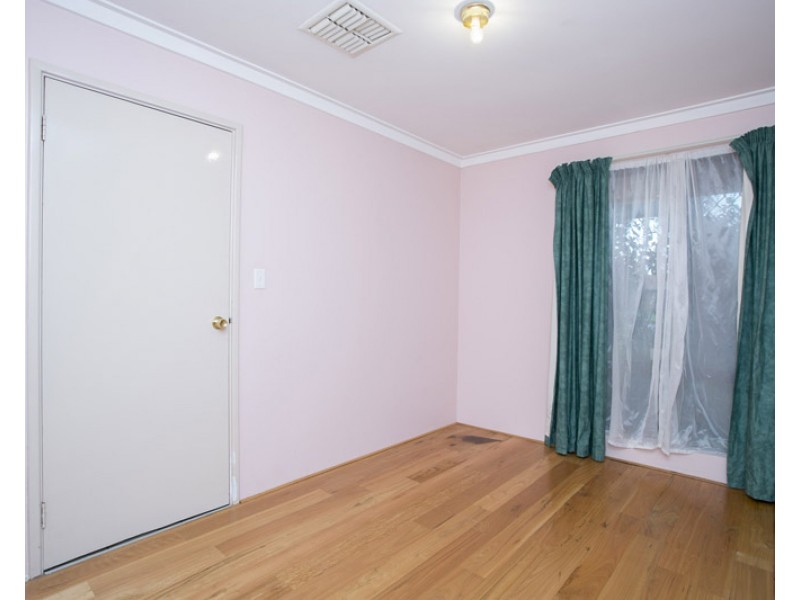 21 Amazon Drive, Beechboro WA 6063