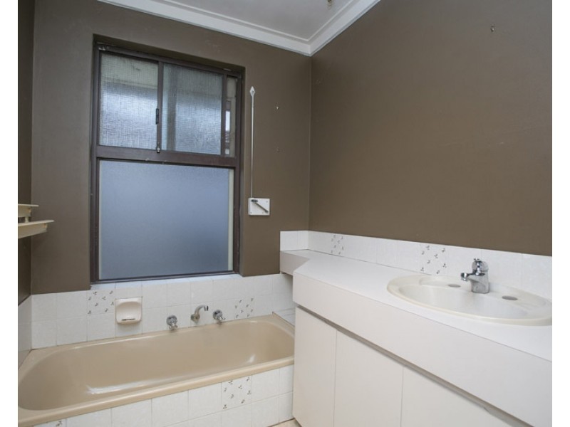 21 Amazon Drive, Beechboro WA 6063