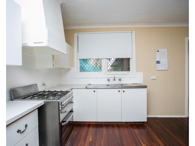 37 Kerwin Way, Lockridge WA 6054