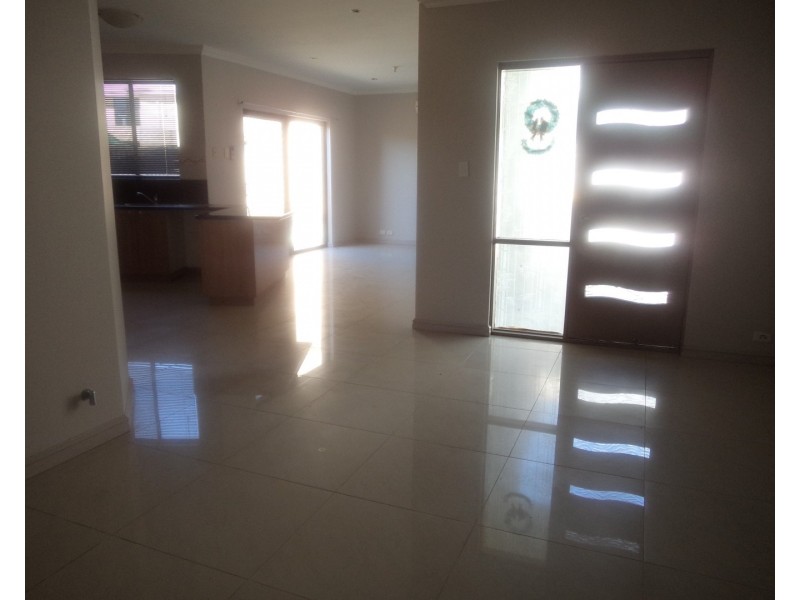 9C Bilinga Road, Westminster WA 6061