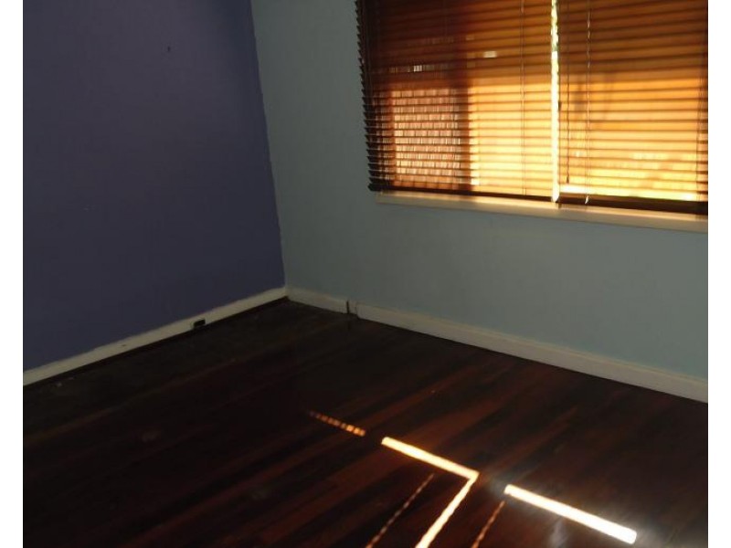 37 Towton way, Langford WA 6147