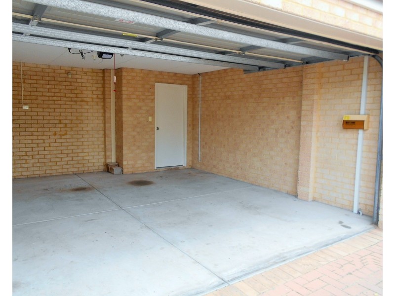 33A Rosmead Avenue, Beechboro WA 6063