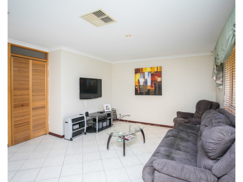 9 Kilver Mews, Kiara WA 6054