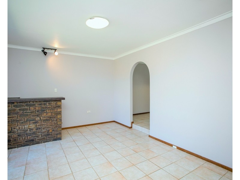 11  Dean Place, Lockridge WA 6054