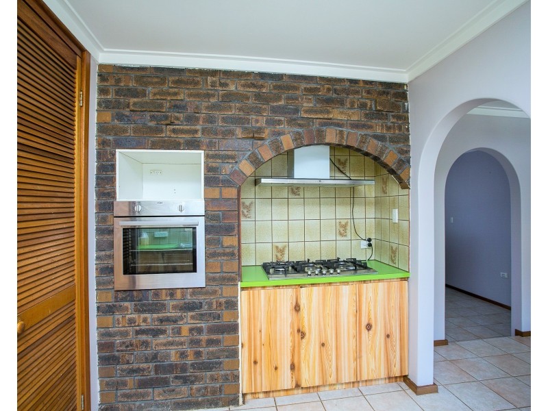 11  Dean Place, Lockridge WA 6054