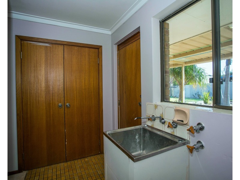 11  Dean Place, Lockridge WA 6054