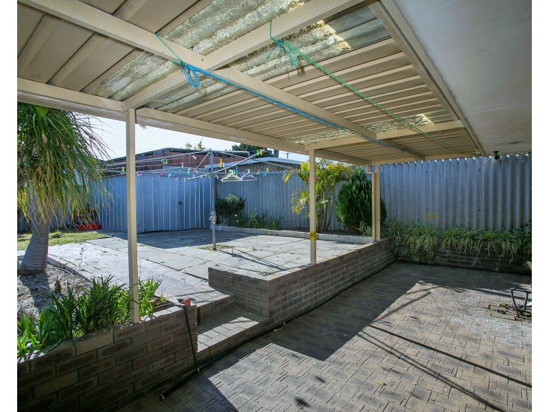 11  Dean Place, Lockridge WA 6054