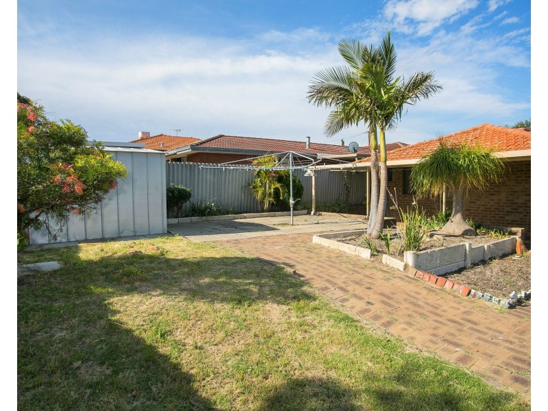 11  Dean Place, Lockridge WA 6054