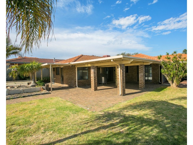 11  Dean Place, Lockridge WA 6054