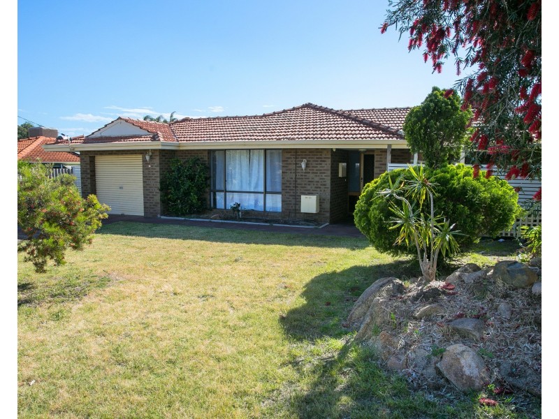 11  Dean Place, Lockridge WA 6054