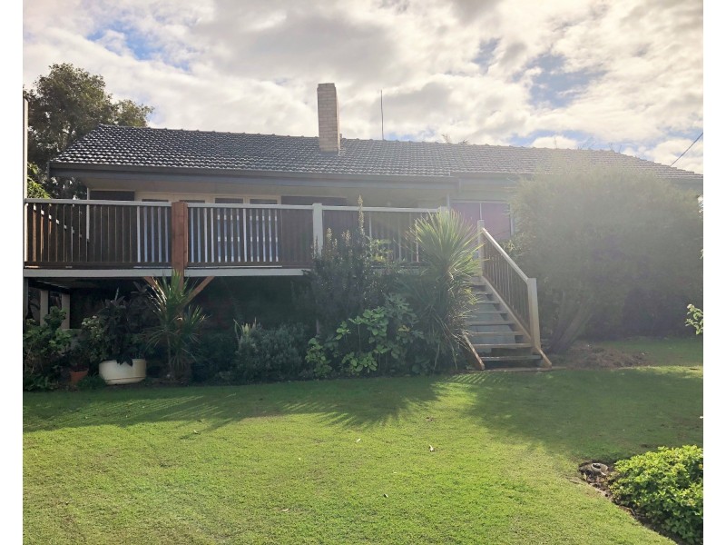 15 Rothbury Road, Embleton WA 6062