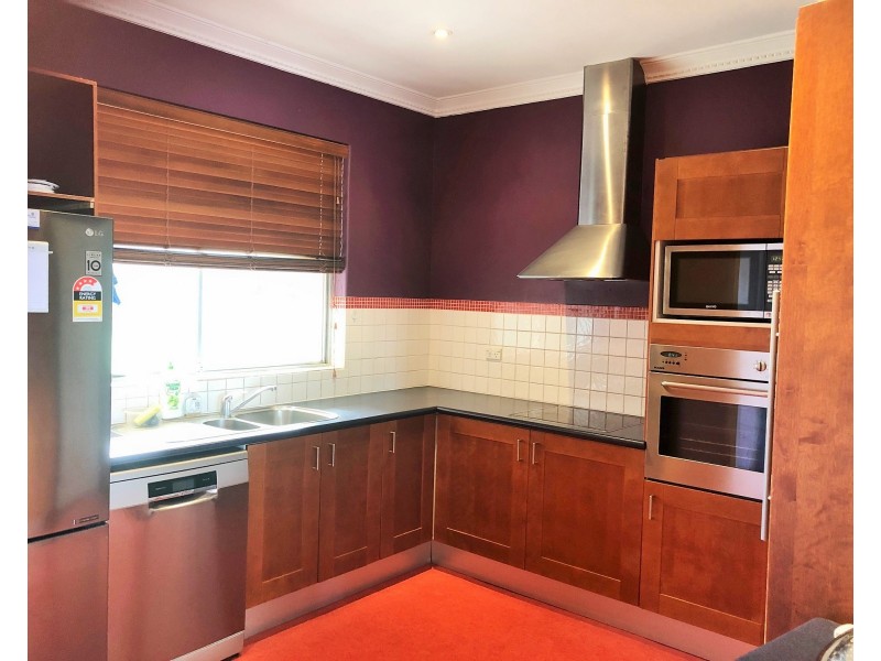 15 Rothbury Road, Embleton WA 6062