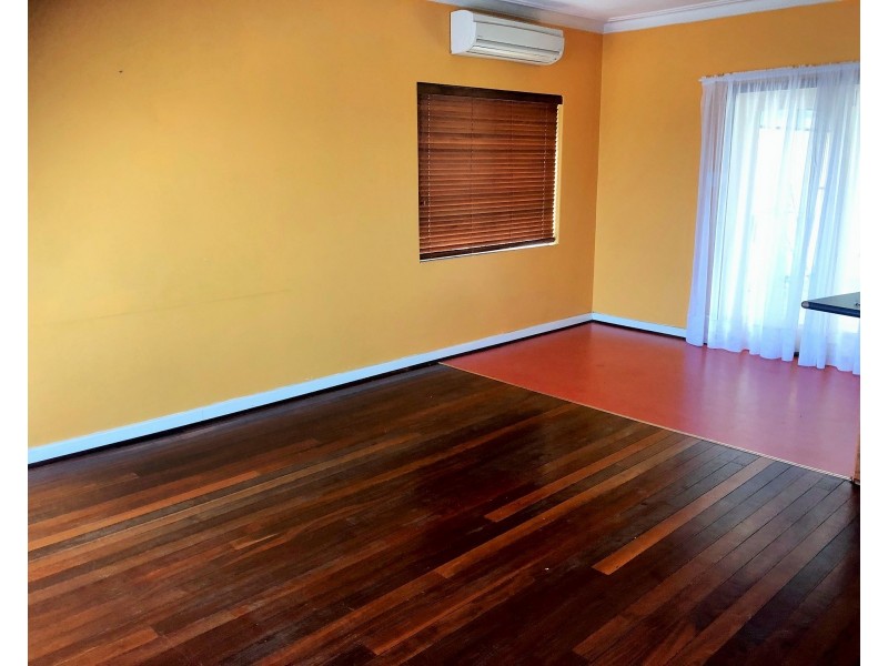 15 Rothbury Road, Embleton WA 6062