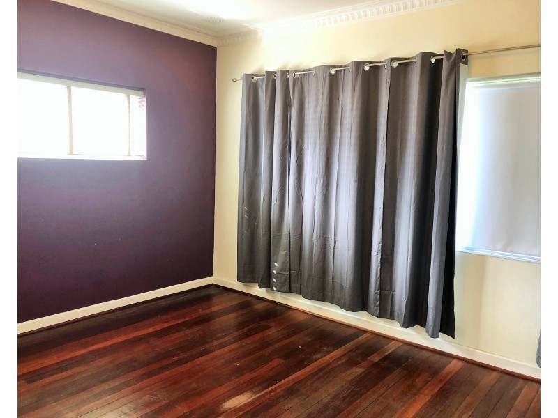 15 Rothbury Road, Embleton WA 6062