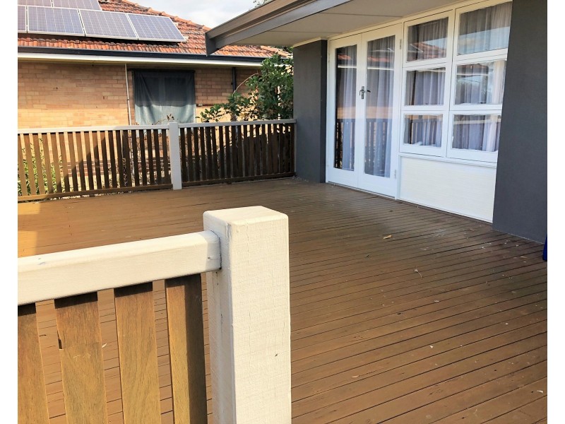 15 Rothbury Road, Embleton WA 6062