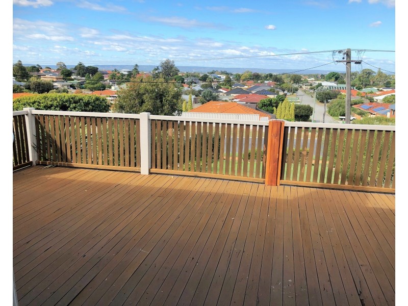 15 Rothbury Road, Embleton WA 6062