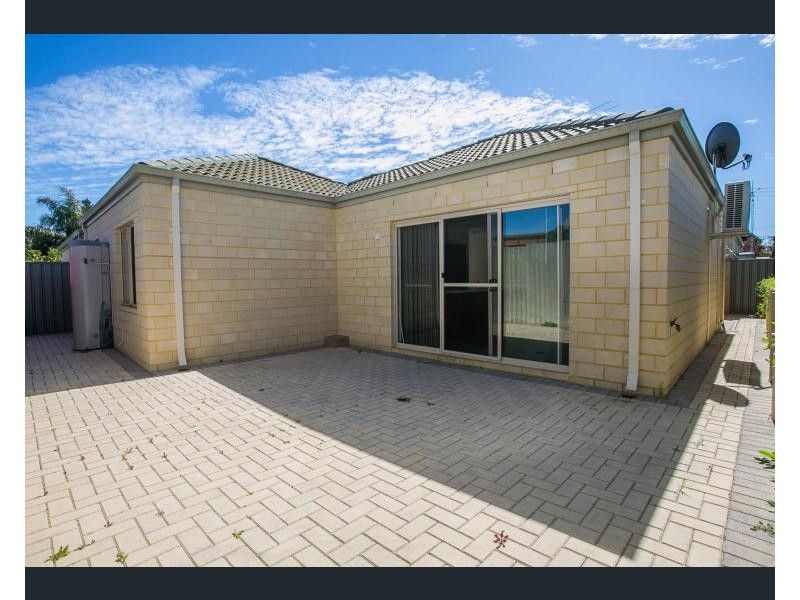 6C Messenger Street, Kelmscott WA 6111