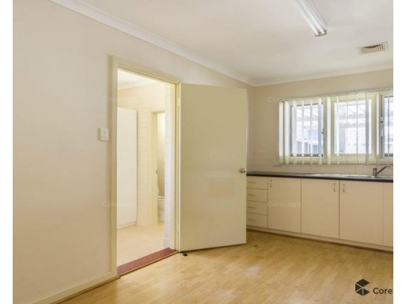 15 Kenwick Way, Balga WA 6061