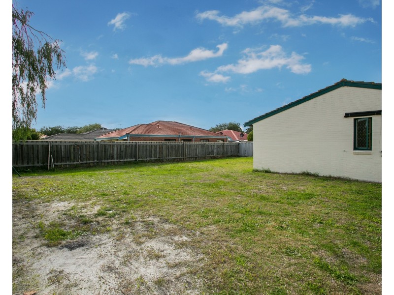 16 Scanlon Way, Lockridge WA 6054