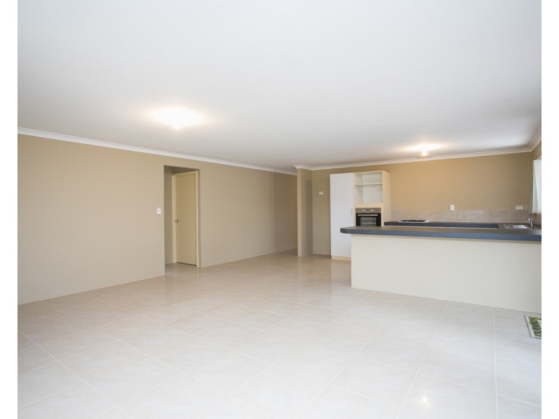 37 Bates Loop, Lockridge WA 6054