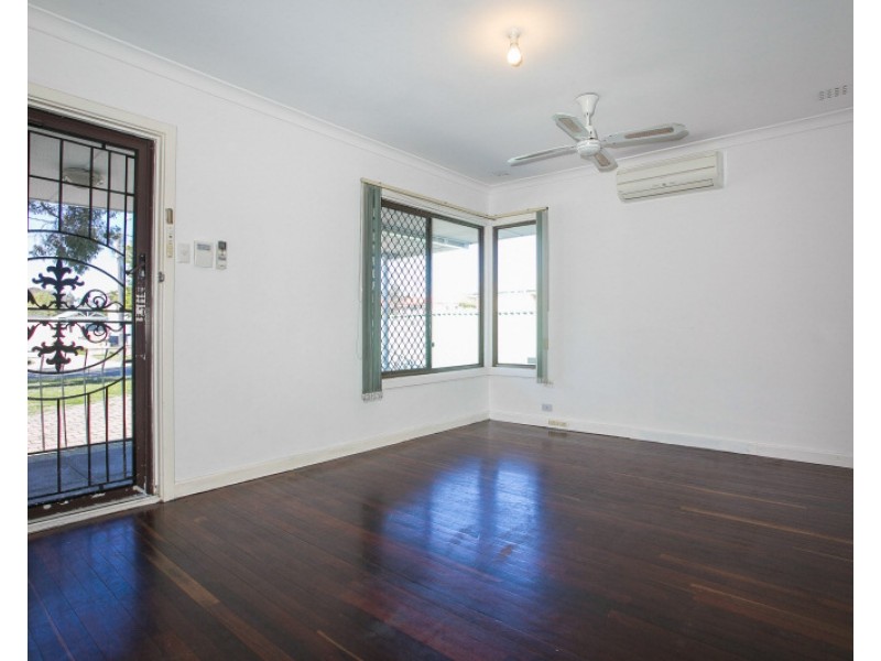 7  Powis Court, Langford WA 6147