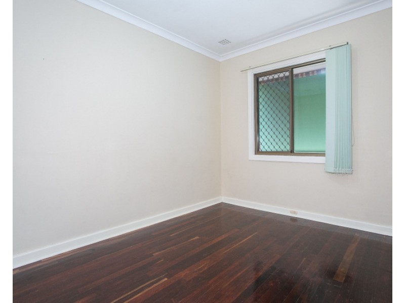 7  Powis Court, Langford WA 6147