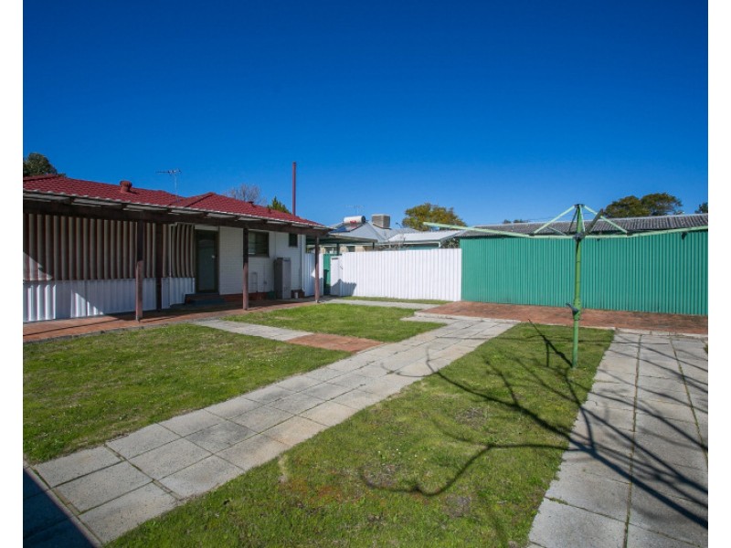 7  Powis Court, Langford WA 6147