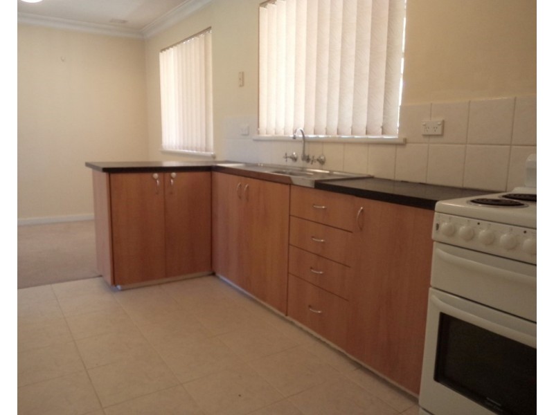 27 Westfield Street, Maddington WA 6109