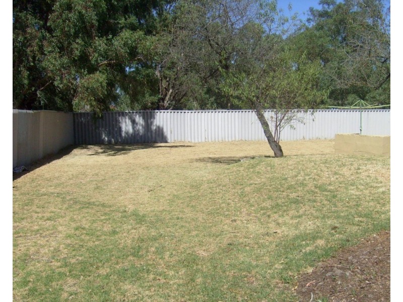 27 Westfield Street, Maddington WA 6109