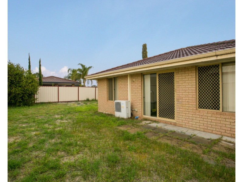 2 Jewel Court, Langford WA 6147