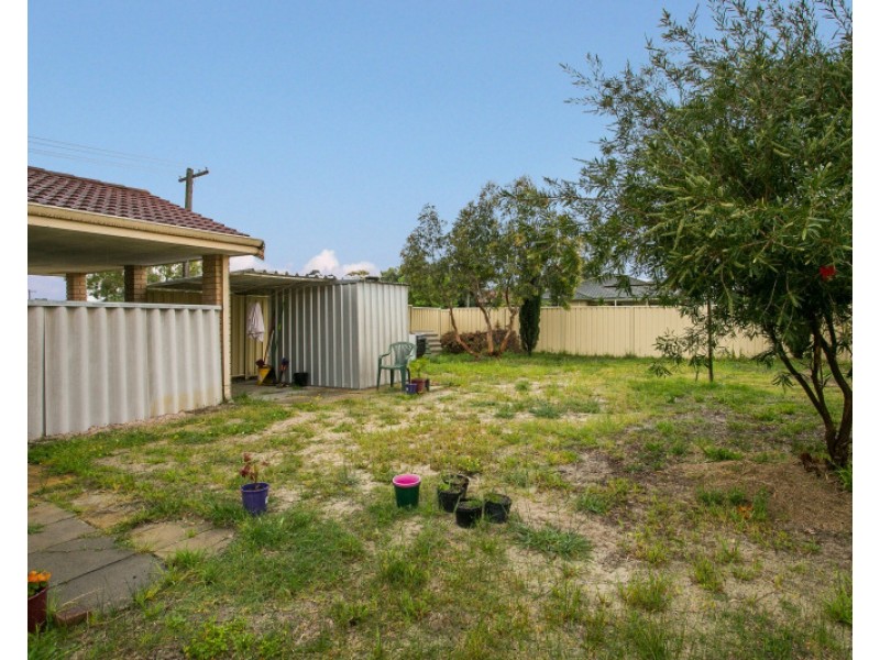 2 Jewel Court, Langford WA 6147