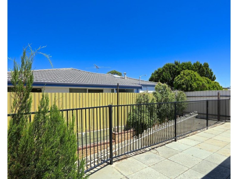 8 Precision Avenue, Mullaloo WA 6027