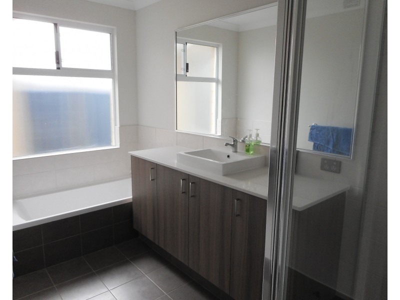 21 Gatton Way, Embleton WA 6062