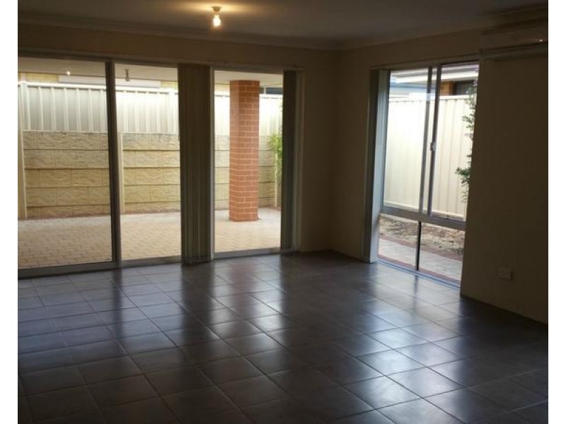 14/39 Barfield Road, Hammond Park WA 6164