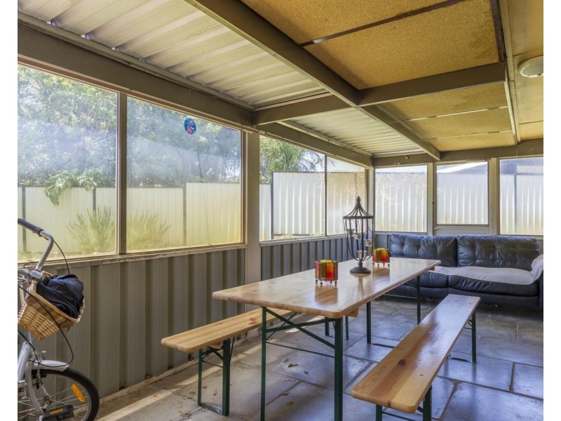 3 Monarch Court, Wanneroo WA 6065