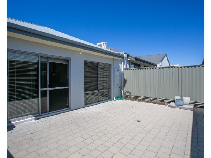 335 Benenden Avenue, Alkimos WA 6038