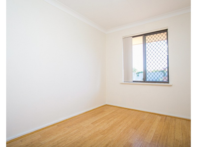 5 Meagher Way, Beechboro WA 6063