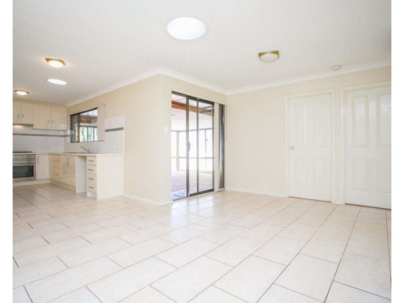 5 Meagher Way, Beechboro WA 6063