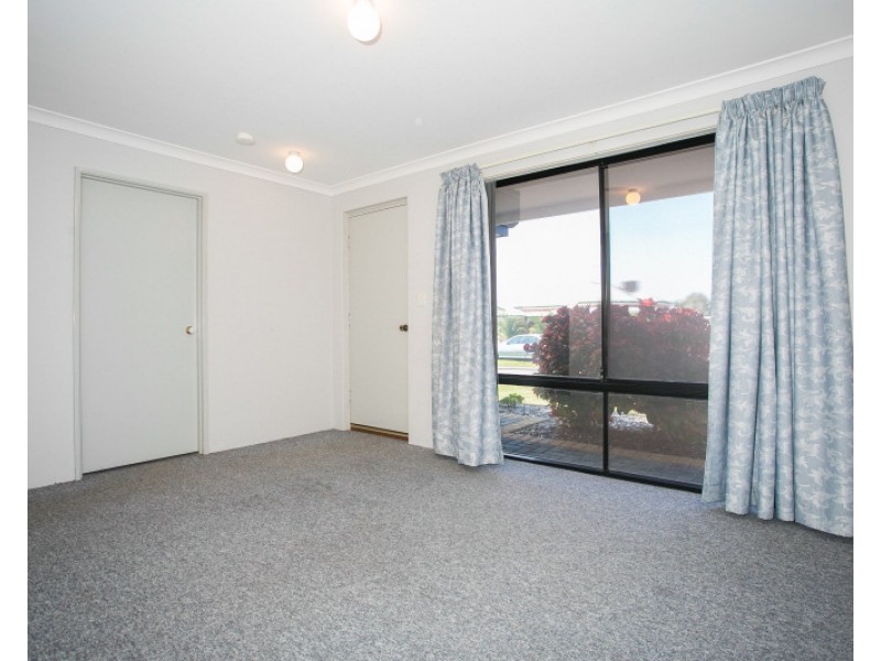 3 Napa Court, Caversham WA 6055